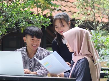 Kurikulum D3 Komputerisasi Akuntansi Masoem University Bandung Berbasis Kebutuhan Industri