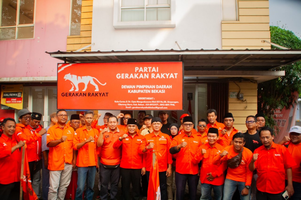 Ketum sahrin dpd kab bekasi 1280x853